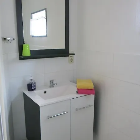 بيت للعطل Buelows Kleines *